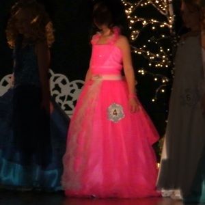 Pageant dress size 7